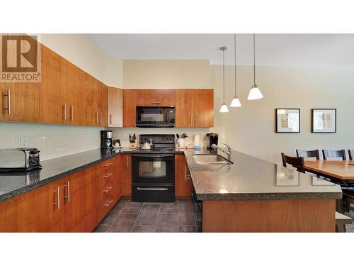 2049 Summit Drive Unit# 314A, Panorama, BC - Indoor Photo Showing Kitchen With Double Sink