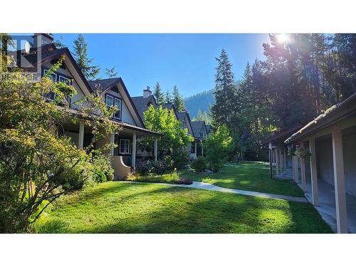 1004 Eighth  Street Unit# 3, Nelson, BC - Outdoor