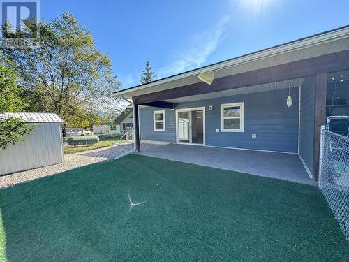 1118 10Th  Street, Invermere, BC - Outdoor