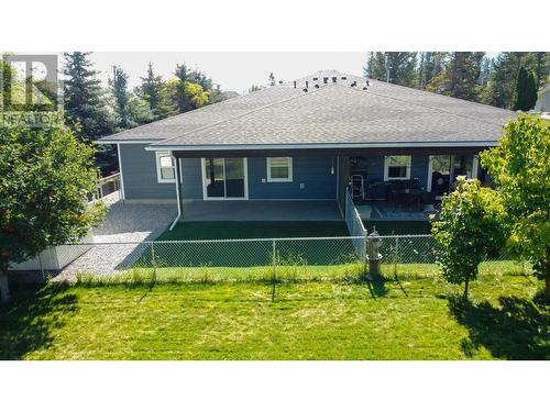 1118 10Th  Street, Invermere, BC - Outdoor