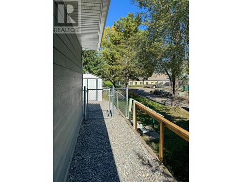 1118 10Th  Street, Invermere, BC - Outdoor