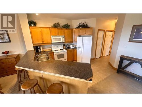 1351 Gerry Sorensen Way Unit# C4-C, Kimberley, BC - Indoor Photo Showing Kitchen With Double Sink