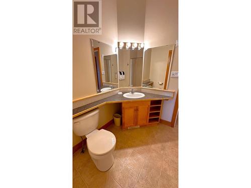 1351 Gerry Sorensen Way Unit# C4-C, Kimberley, BC - Indoor Photo Showing Bathroom