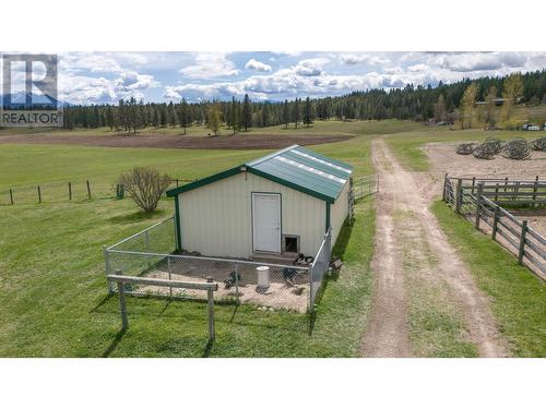 4134 95A Highway, Ta Ta Creek, BC 