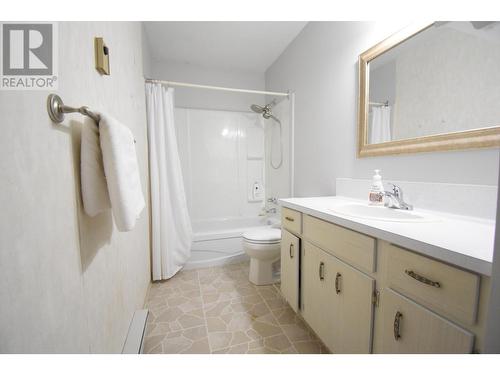 1800 2Nd  N Street Unit# 19, Cranbrook, BC - Indoor Photo Showing Bathroom