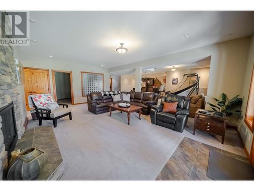 9865 Osprey Landing Drive, Wardner, BC - Indoor With Fireplace