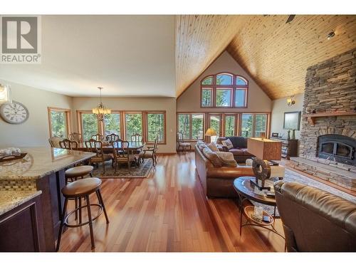 9865 Osprey Landing Drive, Wardner, BC - Indoor Photo Showing Living Room With Fireplace