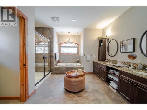 9865 Osprey Landing Drive, Wardner, BC - Indoor Photo Showing Bathroom