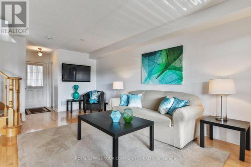 3162 Stornoway Circle, Oakville, ON - Indoor Photo Showing Living Room