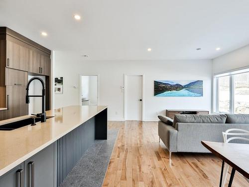 Kitchen - Rue Léon-Landry, Sainte-Julienne, QC - Indoor Photo Showing Living Room