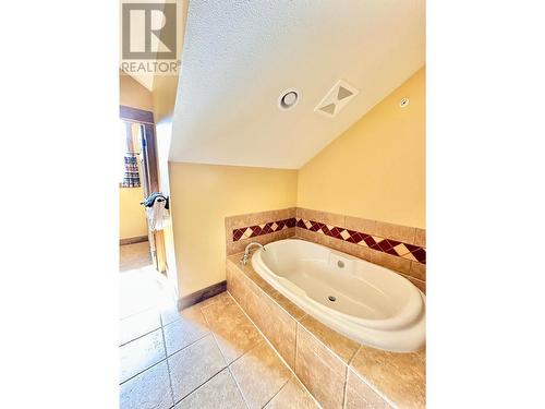 1351 Gerry Sorensen Way Unit# G5-D, Kimberley, BC - Indoor Photo Showing Bathroom