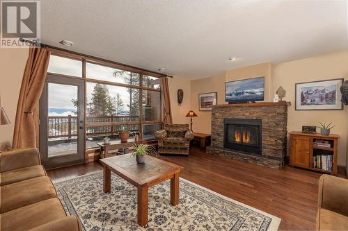 1301 Gerry Sorensen Way Unit# 23, Kimberley, BC - Indoor Photo Showing Living Room With Fireplace