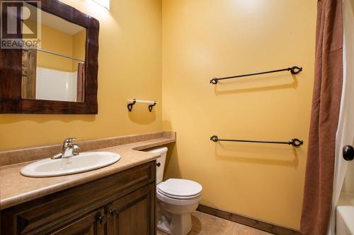 1351 Gerry Sorensen Way Unit# J2-D, Kimberley, BC - Indoor Photo Showing Bathroom