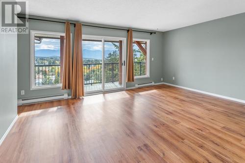 2303 Crawford  Street Unit# 1/2/3, Creston, BC - Indoor