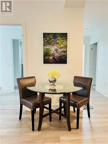 19B West Street N Unit#402, Fenelon Falls, ON - Indoor Photo Showing Dining Room