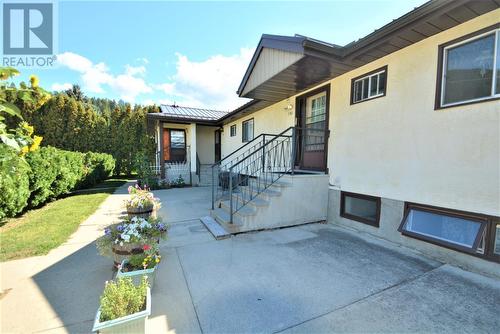 1765 Hurl Street, Creston, BC - Outdoor