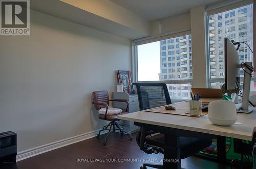 712 - 8 Rean Drive, Toronto, ON - Indoor Photo Showing Office