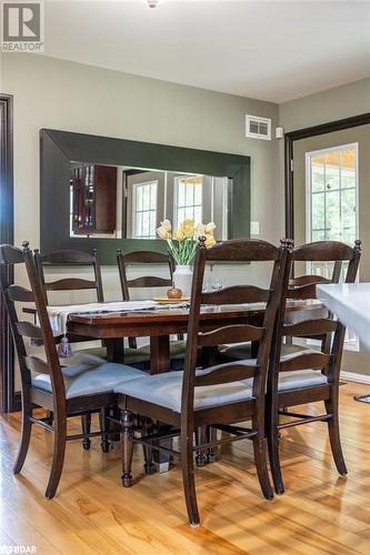 1440 Shannon Road, Plainfield, ON - Indoor Photo Showing Dining Room