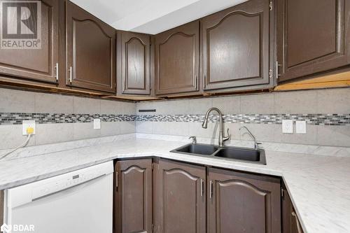 25 Tracey Park Drive Unit# 77, Belleville, ON - Indoor Photo Showing Kitchen With Double Sink