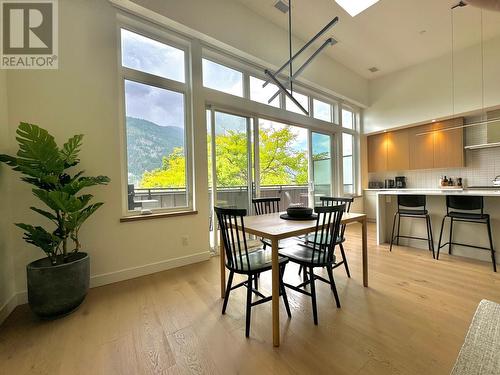 266 Baker  Street Unit# 12, Nelson, BC - Indoor Photo Showing Dining Room