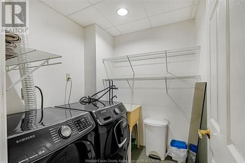 1329 Foster Avenue, Windsor, ON - Indoor Photo Showing Laundry Room