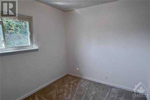 1745 Ortona Avenue, Ottawa, ON - Indoor Photo Showing Other Room