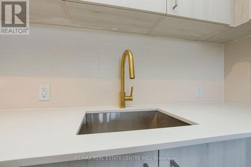 1602 - 8010 Derry Road, Milton, ON - Indoor Photo Showing Kitchen