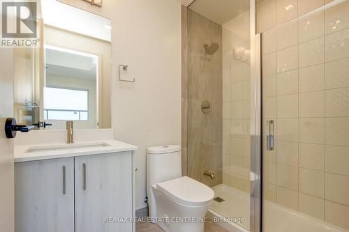 1602 - 8010 Derry Road, Milton, ON - Indoor Photo Showing Bathroom