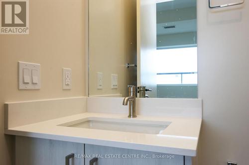 1602 - 8010 Derry Road, Milton, ON - Indoor Photo Showing Bathroom