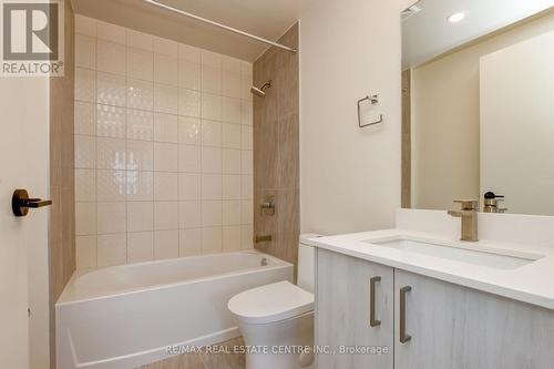 1602 - 8010 Derry Road, Milton, ON - Indoor Photo Showing Bathroom