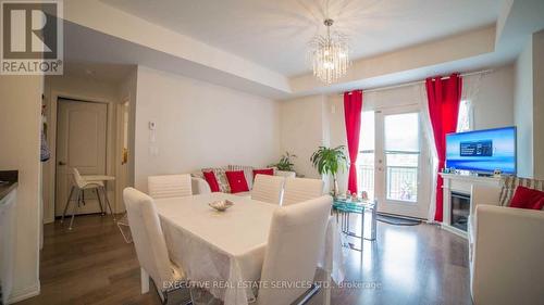 11 - 3135 Boxford Crescent, Mississauga, ON - Indoor Photo Showing Dining Room