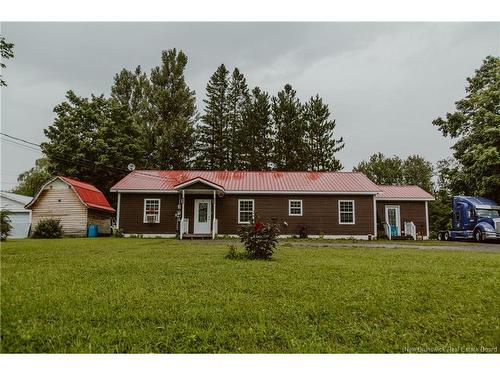 9 Mill St, Centreville, NB 