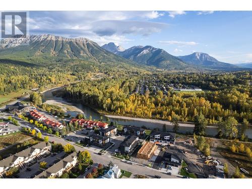 800 Riverside  Way Unit# 204, Fernie, BC - Outdoor With View