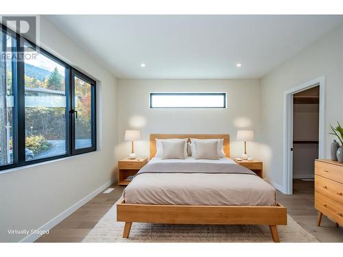 9 Pine  Street Unit# 6, Nelson, BC - Indoor Photo Showing Bedroom