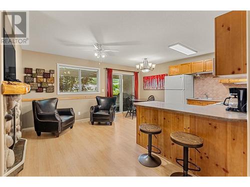 1200 Riverside  Way Unit# 1222, Fernie, BC - Indoor Photo Showing Kitchen