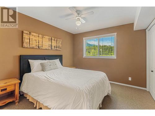 1200 Riverside  Way Unit# 1222, Fernie, BC - Indoor Photo Showing Bedroom