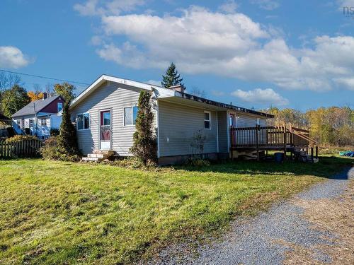 61 Dunlop Road, Brooklyn, NS 