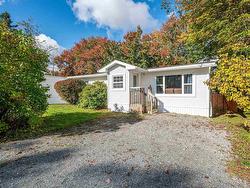 811 Duggan Drive  Beaver Bank, NS B4A 0H3