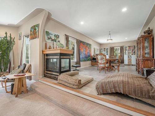 3390 Shuswap Road E, Kamloops, BC - Indoor Photo Showing Living Room With Fireplace