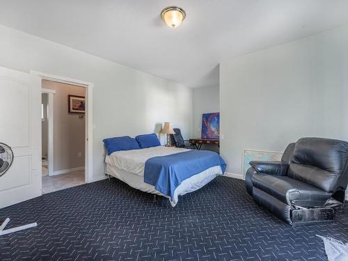 3390 Shuswap Road E, Kamloops, BC - Indoor Photo Showing Bedroom