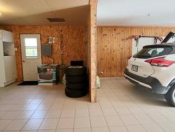 Garage - 