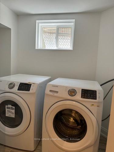 Bsmt-30 Chiswell Cres, Toronto, ON - Indoor Photo Showing Laundry Room