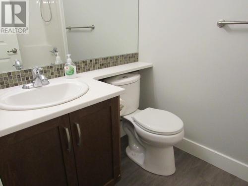 5570 Bwater Rd Road Unit# 117, Castlegar, BC - Indoor Photo Showing Bathroom