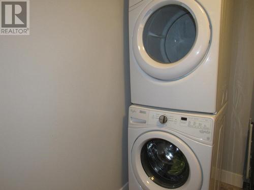 5570 Bwater Rd Road Unit# 117, Castlegar, BC - Indoor Photo Showing Laundry Room