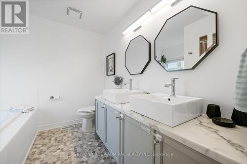 159 Mintwood Road, Vaughan, ON - Indoor Photo Showing Bathroom