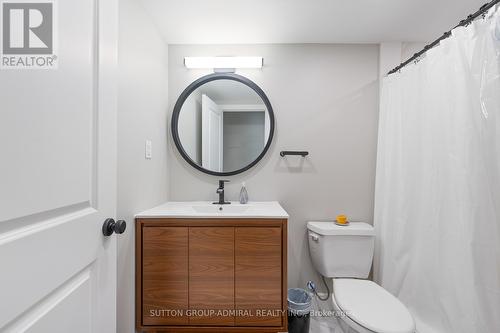 159 Mintwood Road, Vaughan, ON - Indoor Photo Showing Bathroom