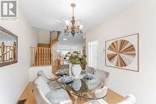 166 Elgin Mills Rd W Road, Richmond Hill, ON - Indoor Photo Showing Dining Room