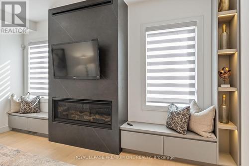 9 Colle Melito Way, Vaughan, ON - Indoor Photo Showing Living Room With Fireplace