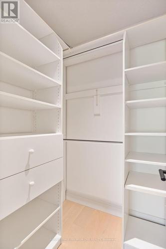 9 Colle Melito Way, Vaughan, ON - Indoor With Storage