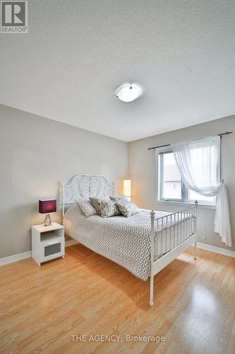 73 Luisa Street, Bradford West Gwillimbury, ON - Indoor Photo Showing Bedroom